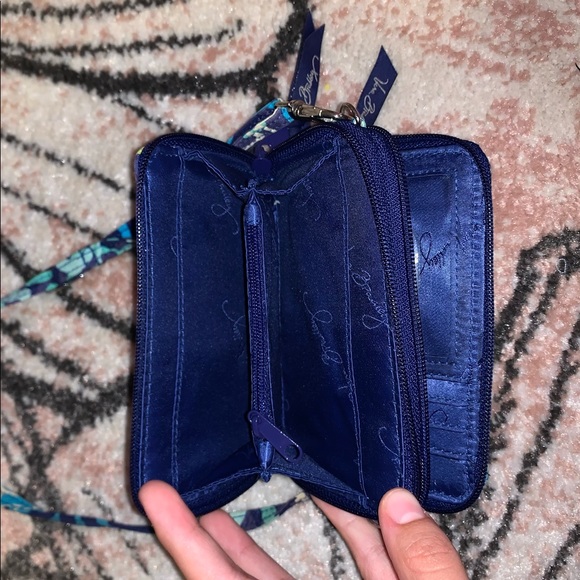 ✨VERA BRADLEY✨ crossbody/wristlet - Picture 5 of 6
